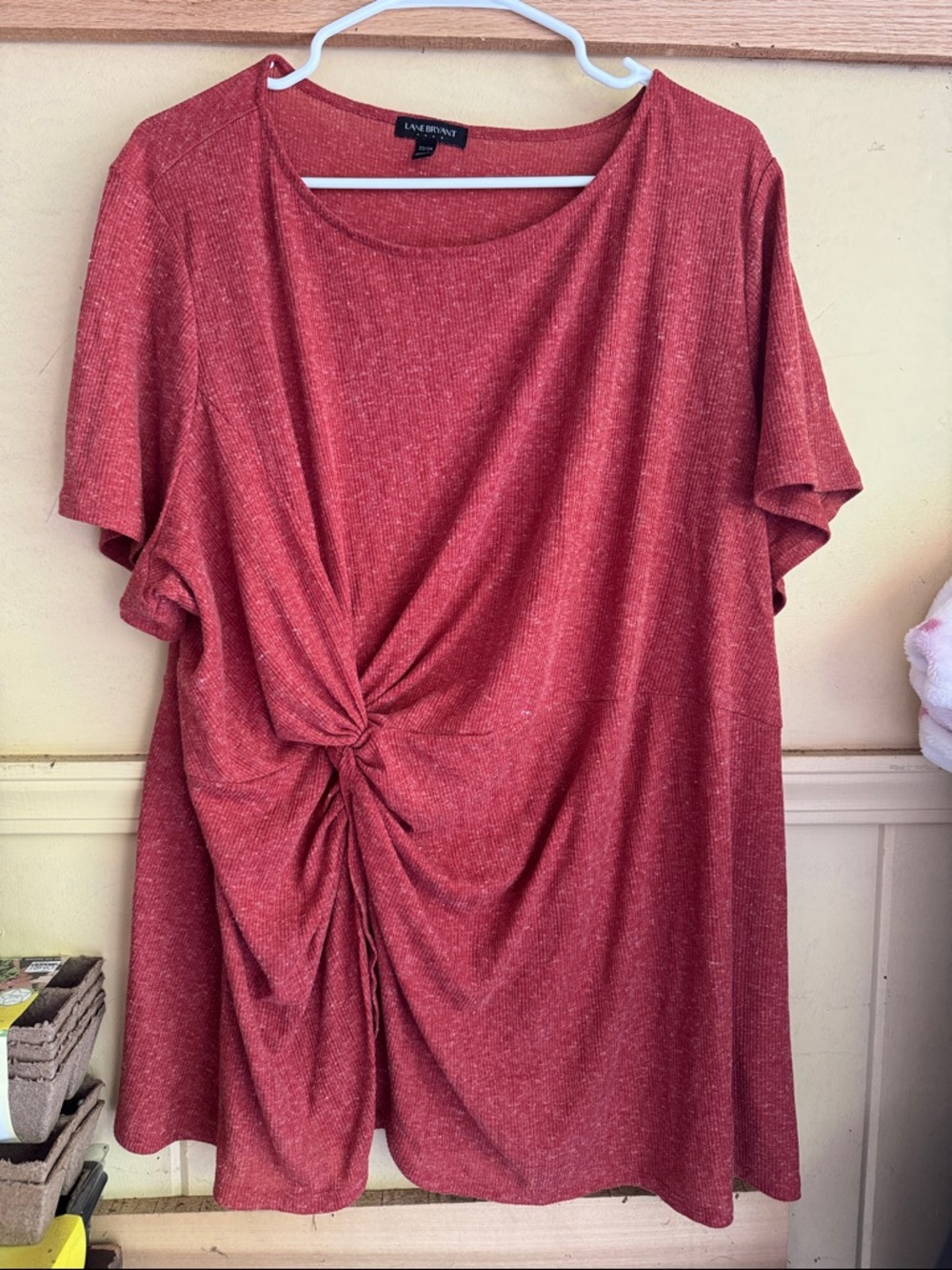 Lane Bryant Rust Red Twist-Knot Short Sleeve Tee
